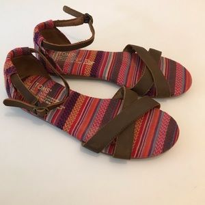 Toms Women’s Correa Tribal Print Sandal 6.5